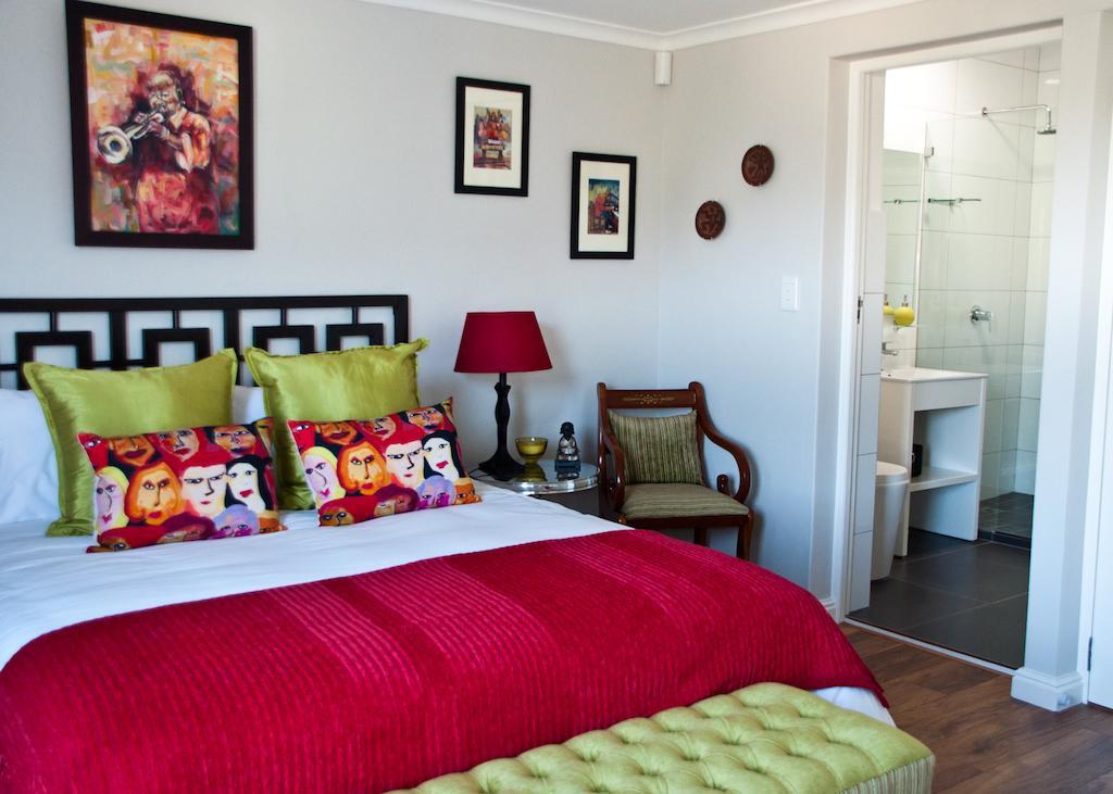 Somersby Guest House Хаут Бей Стая снимка