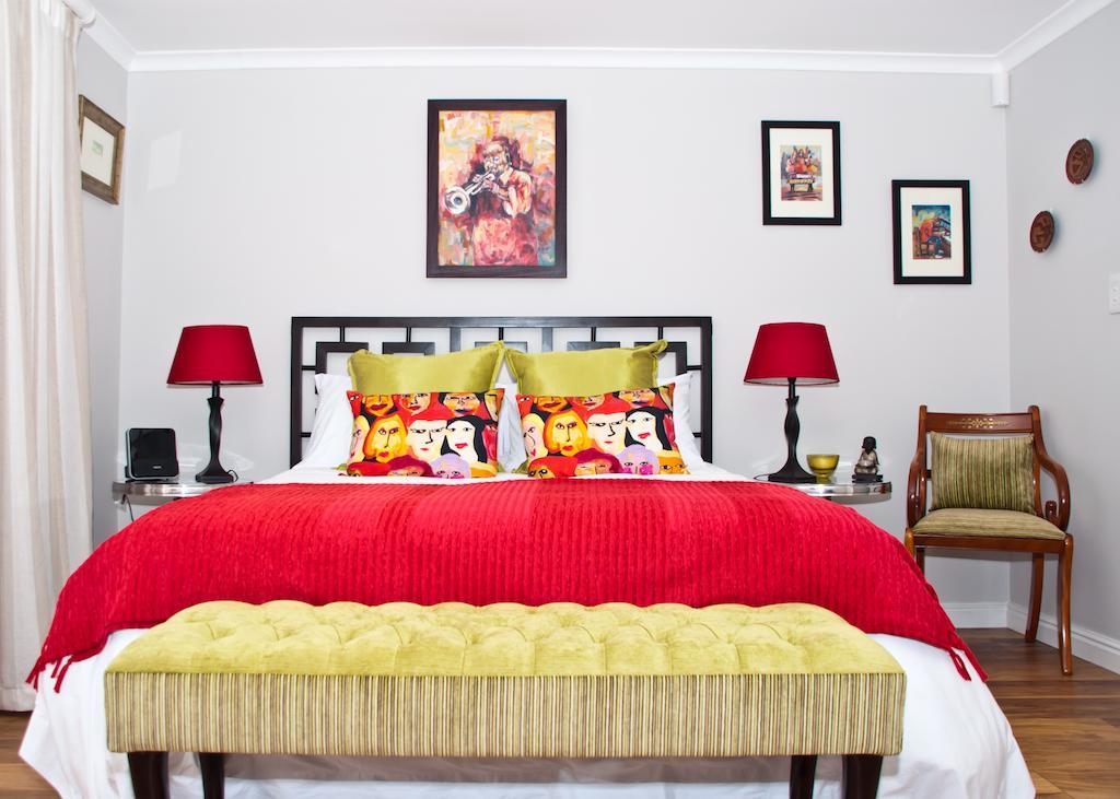 Somersby Guest House Хаут Бей Стая снимка